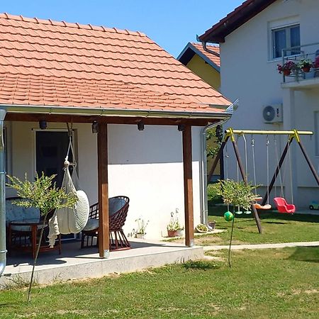 Apartman Flora Врдник Экстерьер фото